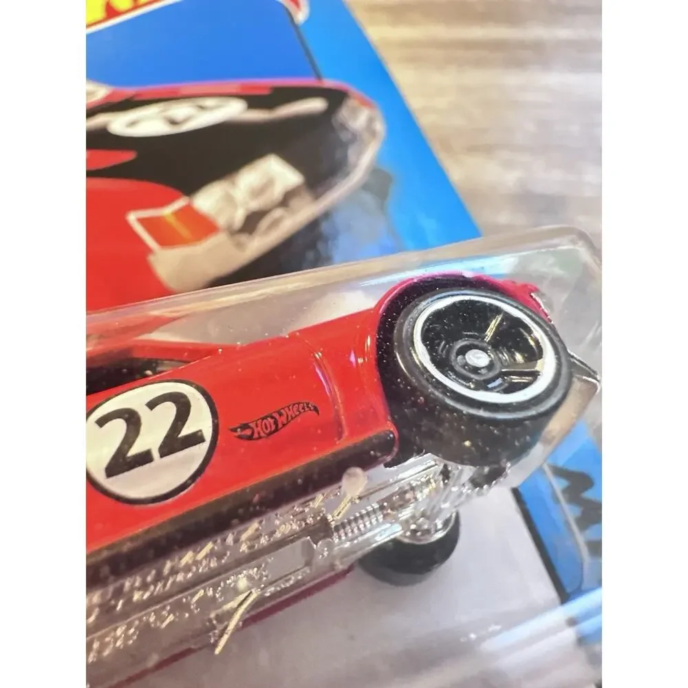 Hot Wheels ’70 Toyota Celica Red – HW City #24/250 Hotwheels H40